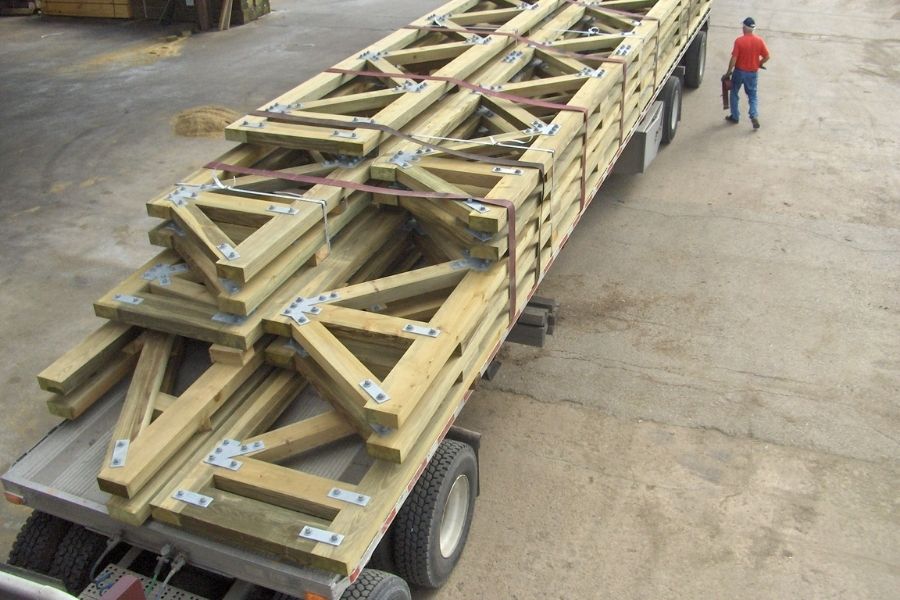 truckload large flat trusses